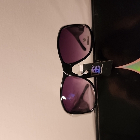 Accessories - Designer Diamond Sunglasses